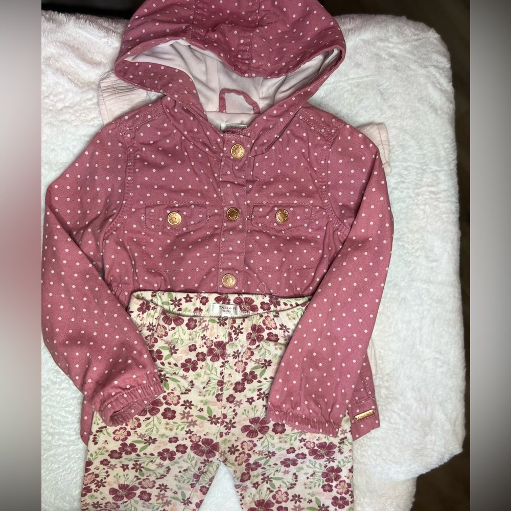 Tahari 3pc set pink polka dot fall jacket flower pants & pink shirt shirt